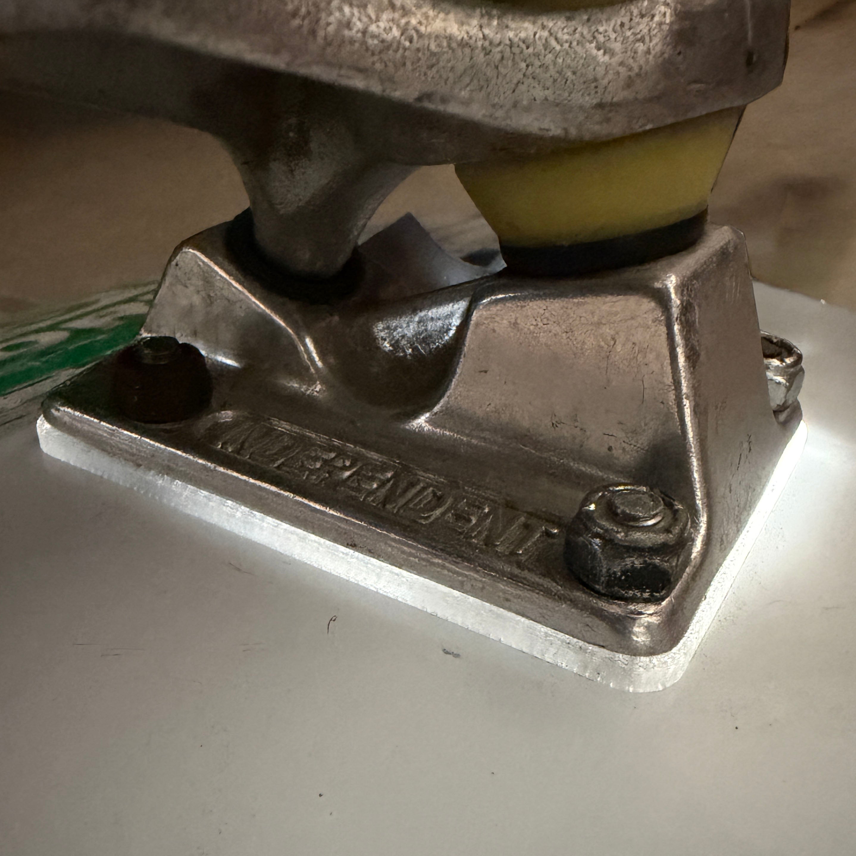 SPYDERTEK — Skateboard Riser Pads 1/8"